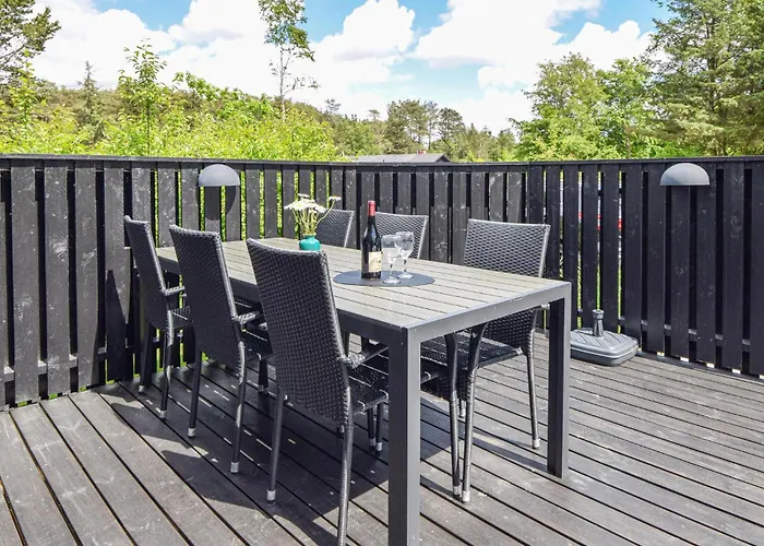 Feriehus With Fireplace 12 Blåvand